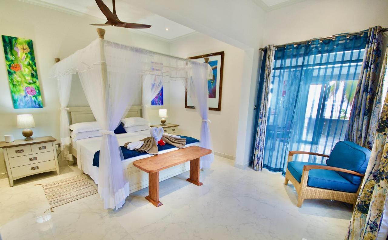 Hotel La Petite Maison And Sea Splash Baie Sainte Anne