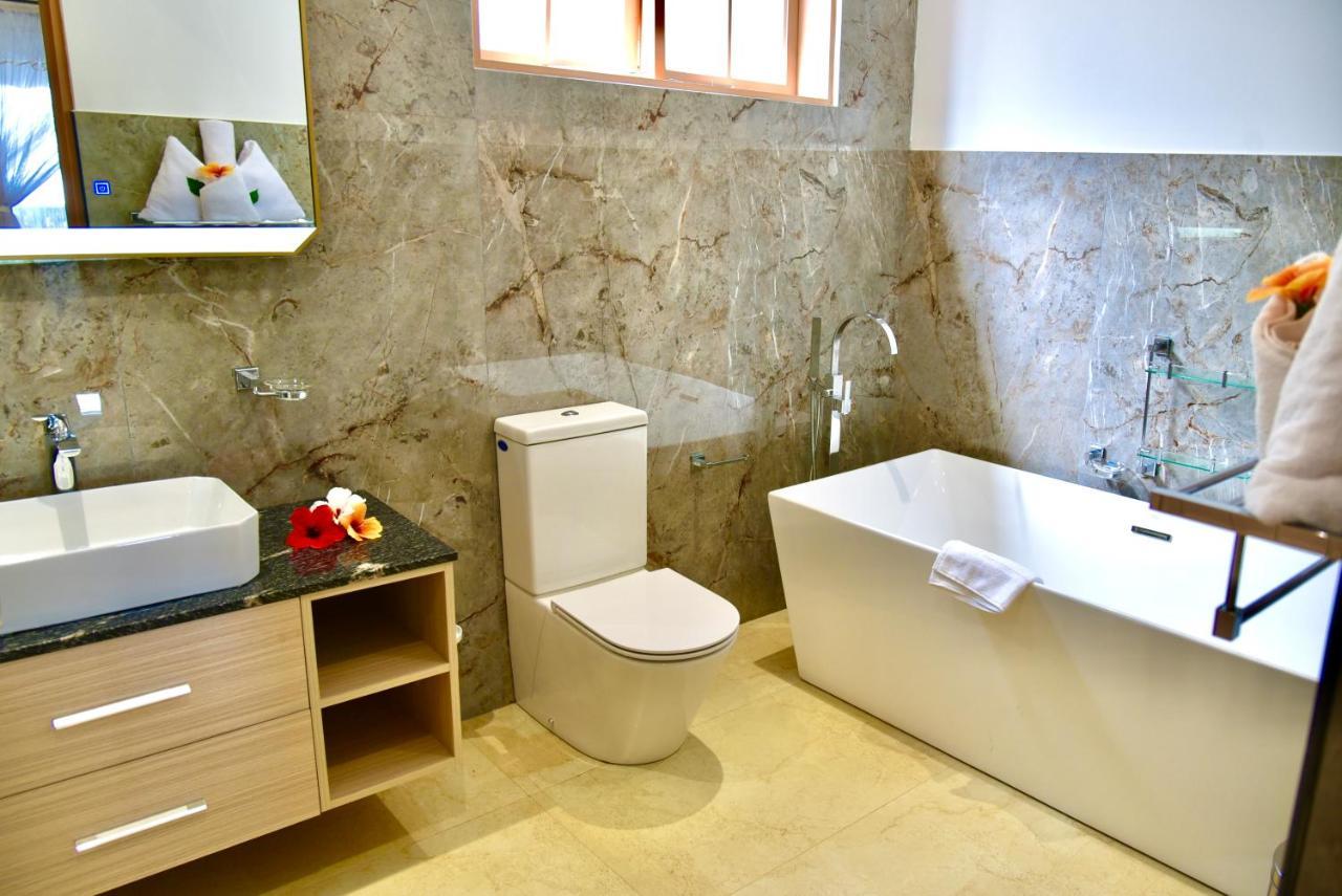 La Petite Maison And Sea Splash