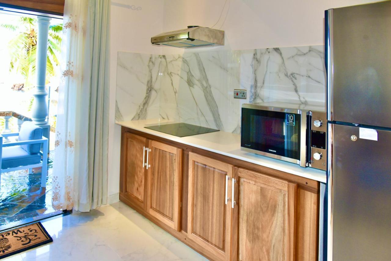 La Petite Maison And Sea Splash