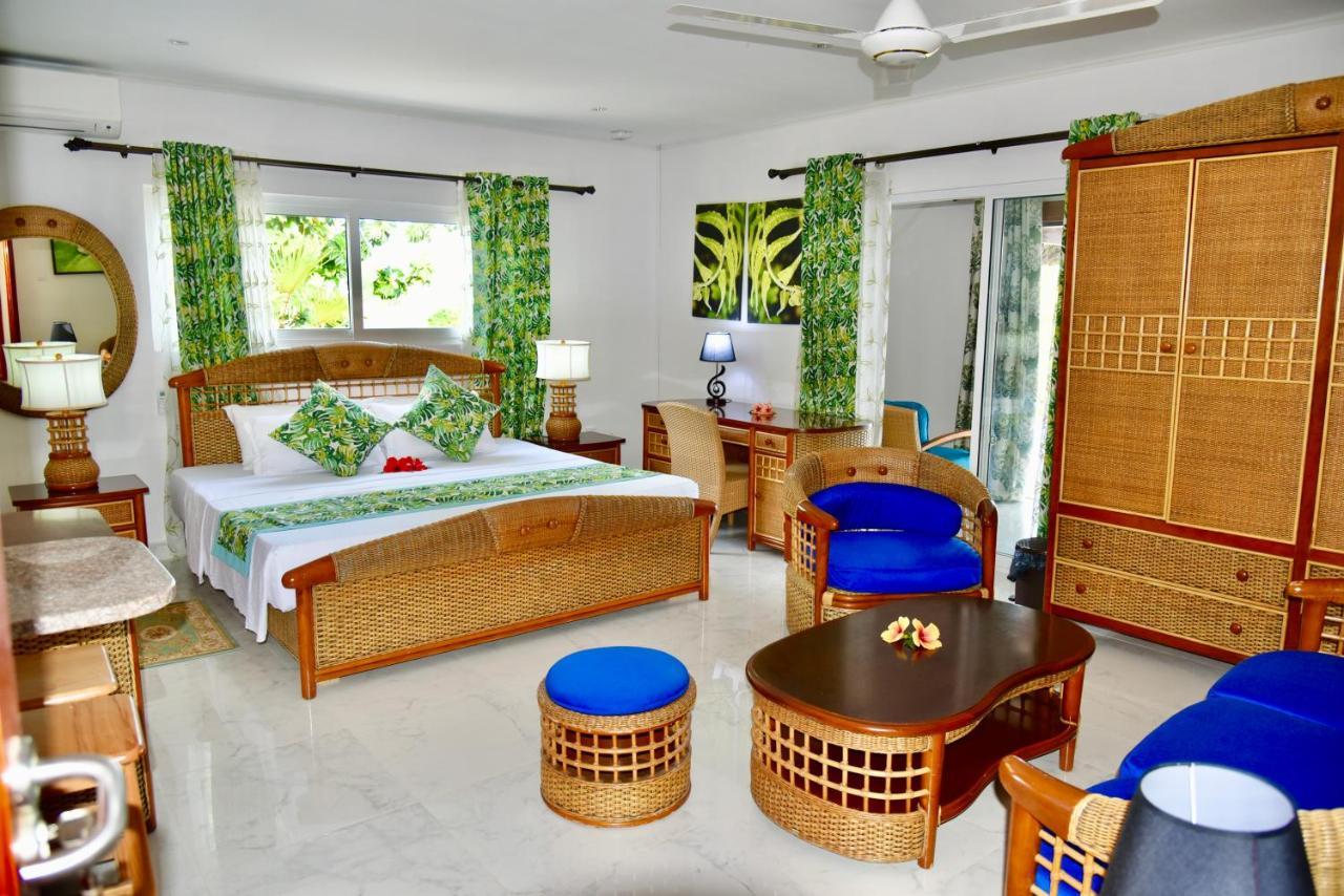 La Petite Maison And Sea Splash Hotel