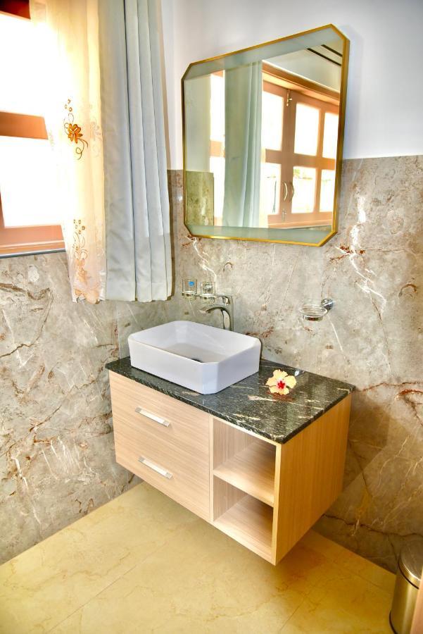 La Petite Maison And Sea Splash *