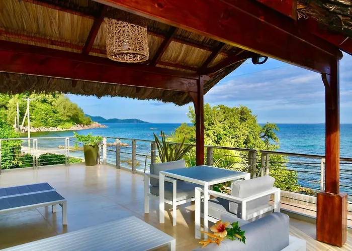 La Petite Maison And Sea Splash